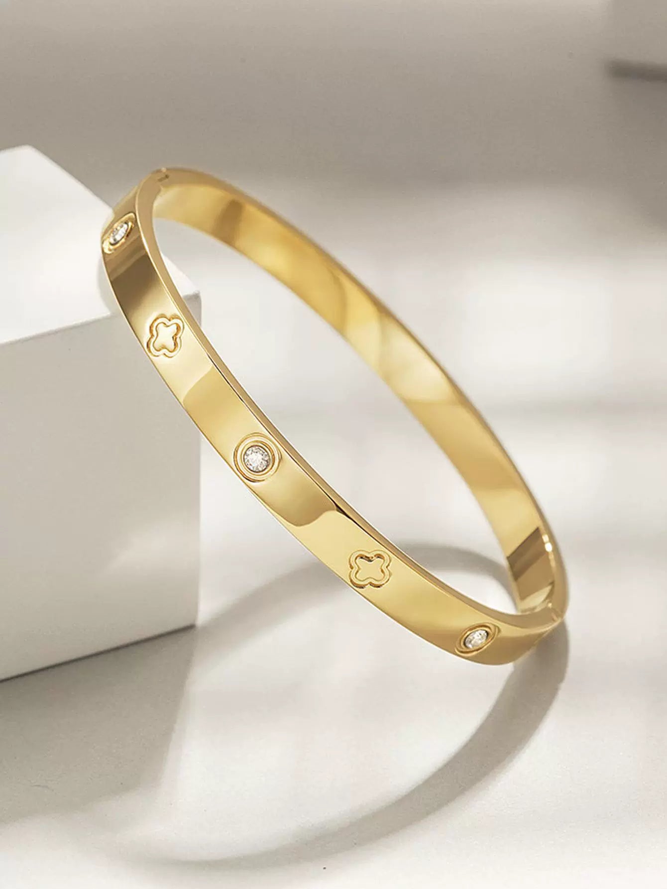 O1CN013lygXb1UcSBuVVwct_!!1743852538